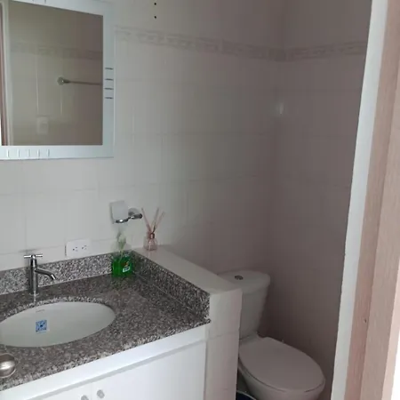 Hermoso Apartamento En El Laguito * Cartagena