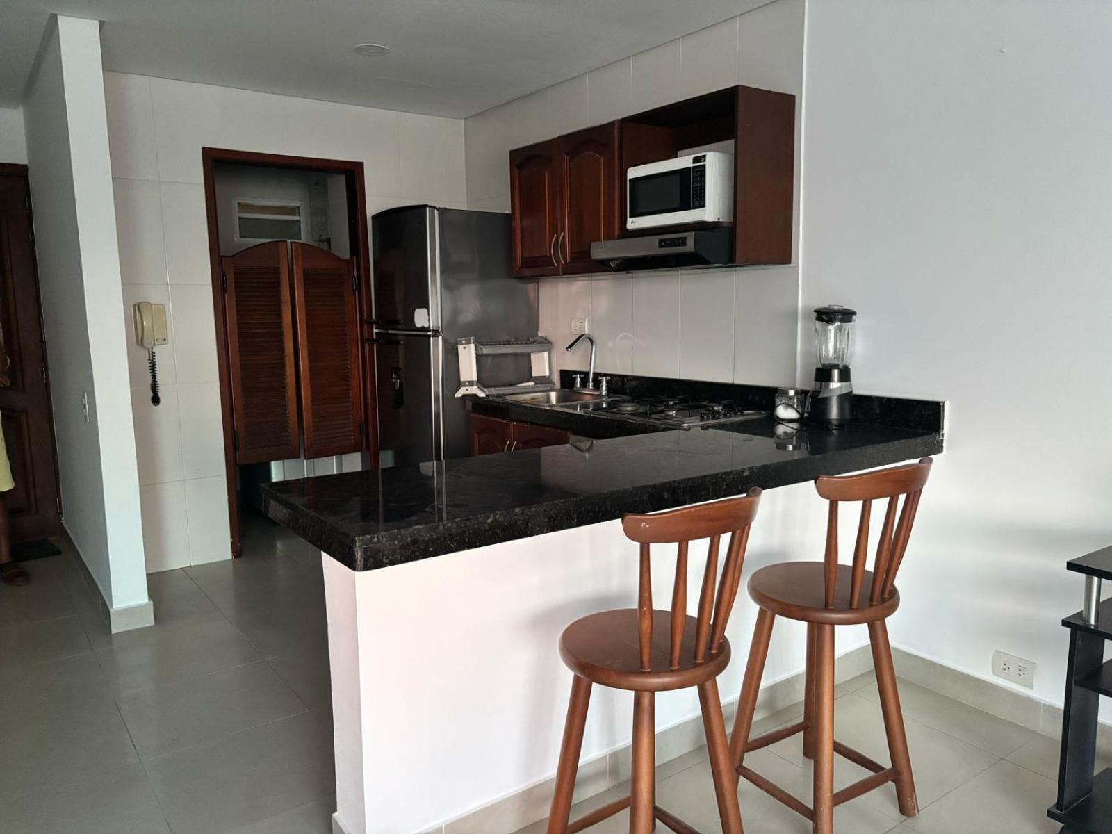 Apartamento 804a El Laguito Bocagrande A 1 Cuadra De La Playa Hermosa Vista